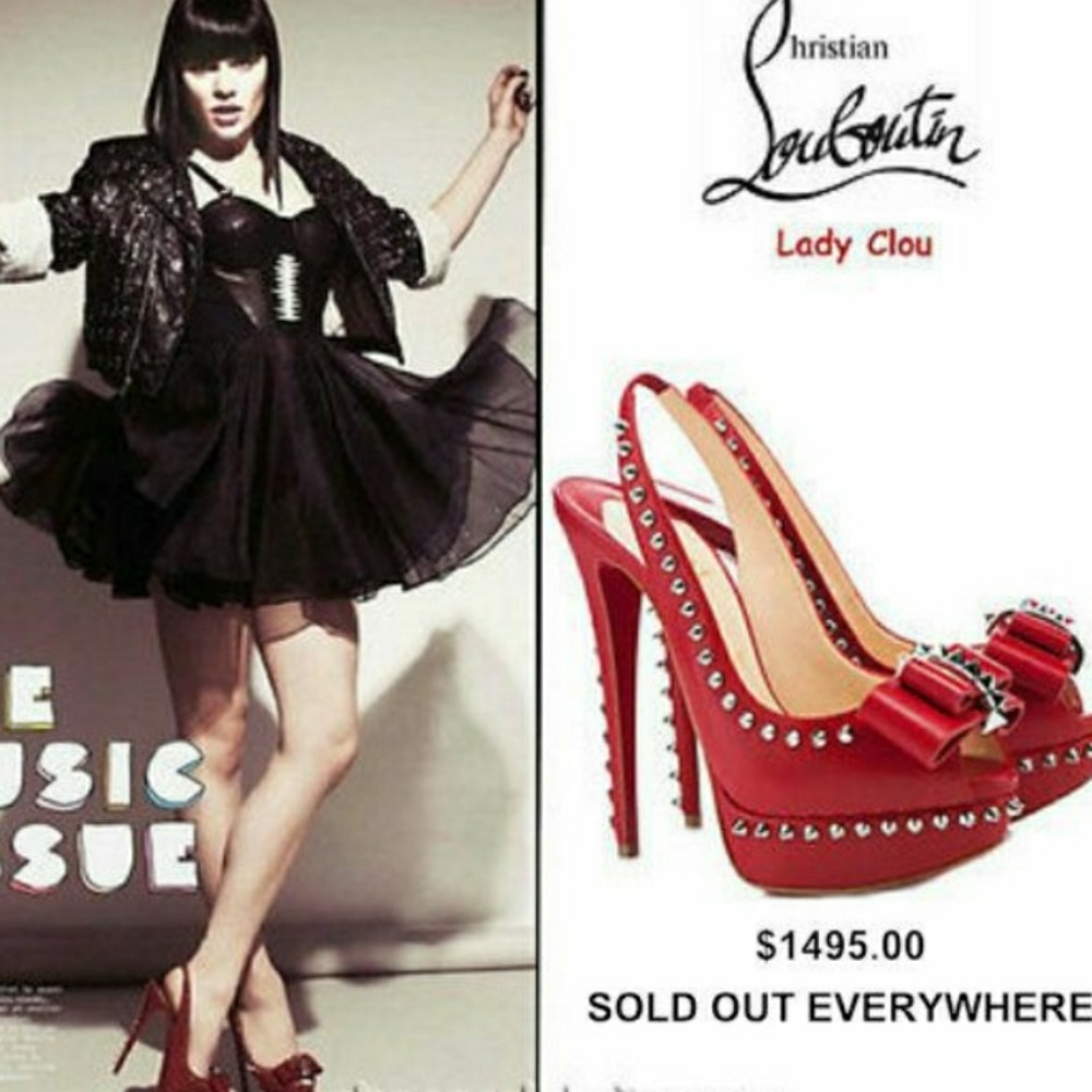 Christian Loubuiton Spiked peep toe stilletos - Picture 3 of 3